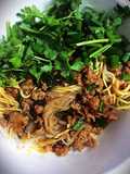 Dry Hu Tieu Mi (Vietnamese Egg Noodle and Rice Noodle Bowl)