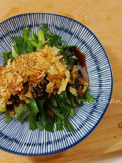 涼拌韭菜 的食譜成品照片