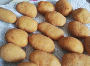 Foto principal de Croquetas de jamón con sofrito de cebolla en Mambo