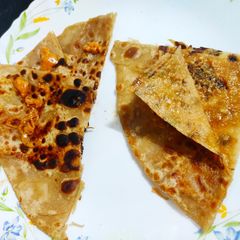A picture of Sing Pori (Peanut Paratha).