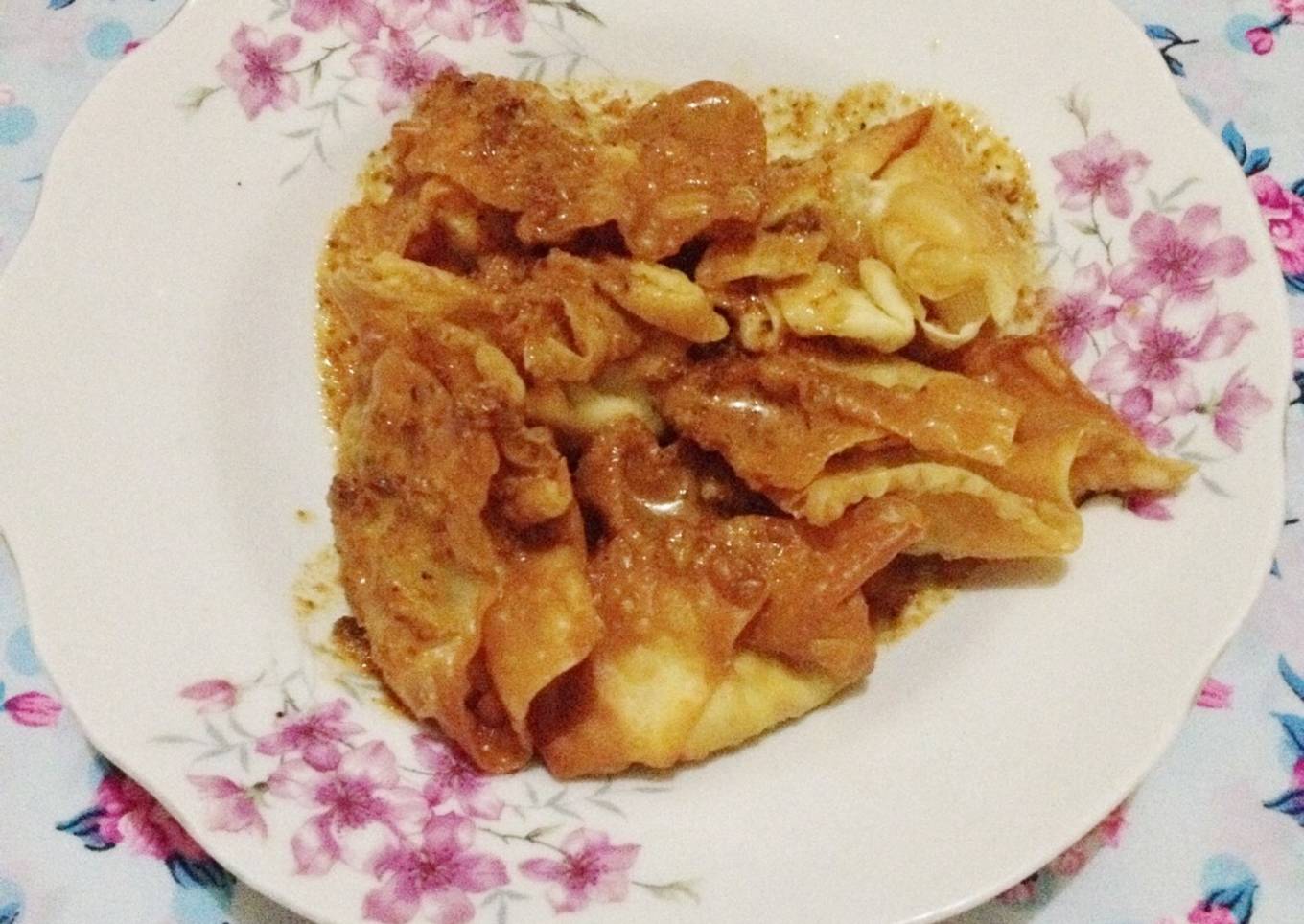 Batagor bumbu kacang