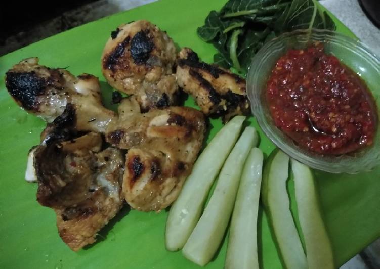 Resep Ayam Bakar Asam Manis Bumbu Rujak, Enak Banget