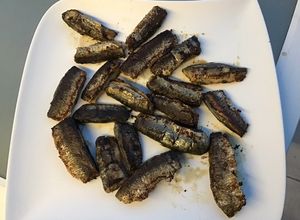 Une photo de Sardines farcies épices et persillade (recette plancha)