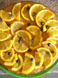 Una foto de Bizcocho de naranja y chocolate