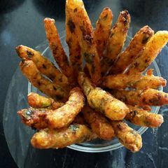 A picture of Potato Fingers.
