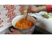 Una foto de salsa de chipotle con jitomate