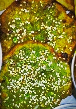 A picture of Hari matar ki til wali Puri.
