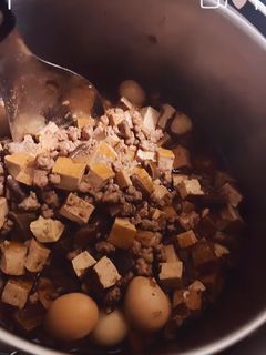 豆干滷肉燥🔸▫️🟫 的食譜成品照片