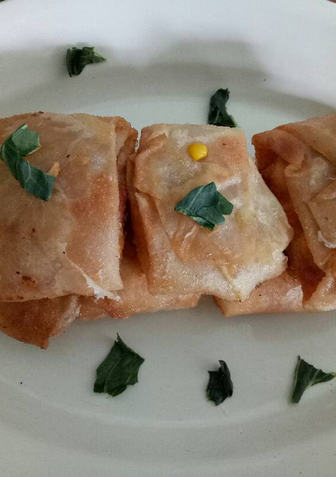 Foto resep Lumpia jagung enak pedas