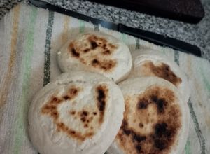 Una foto de Pancitos sin gluten de almidón de mandioca y harina de avena (avena sin TACC)