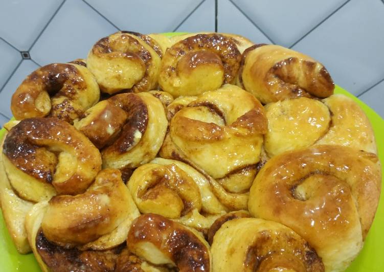 Cinnamon Roll simple dan lembut