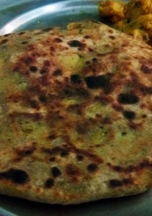 A picture of Aloo Paratha.