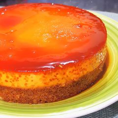 A picture of Custard Cake / Flan Cake.