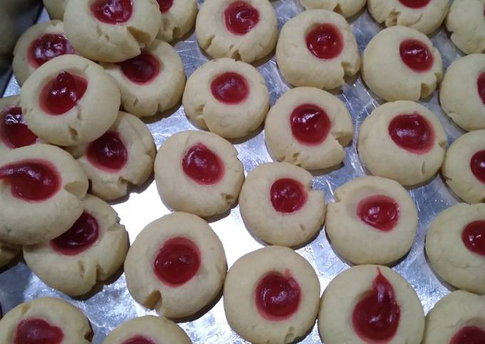 078. Strawberry Cookies