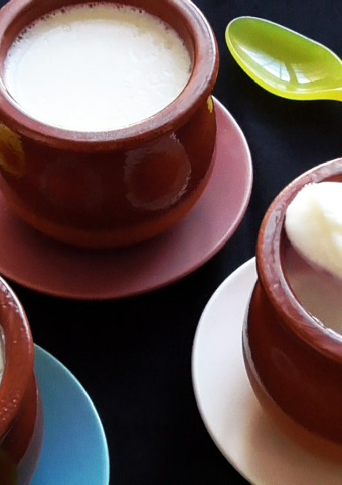 Una foto de Yogur natural (sin yogurtera)
