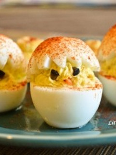 A picture of Chick Deviled Eggs for Easter!.