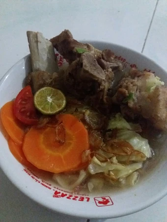 Cara Gampang Menyiapkan Resep Sup tulang sapi yang Bikin Ngiler Anti Ribet, Bisa Manjain Lidah