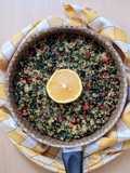 Salteado de vegetales al limón 🍋 Espinacas y quinoa salteadas y adherezadas con limón 🍋