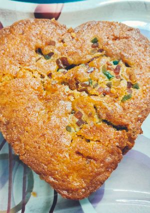 एग्ग्लेस टूटी फ्रूटी केक (Eggless Tutti frutti cake In Hindi) रेसिपी मुख्य फोटो