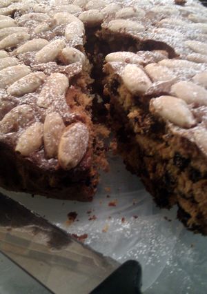 A picture of 'V' Scottish Dundee Cake.