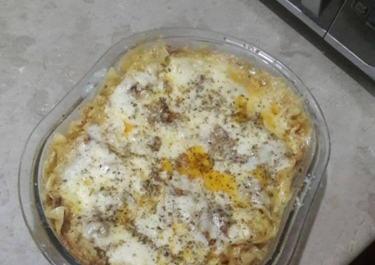 Chicken lasagna in microwave oven