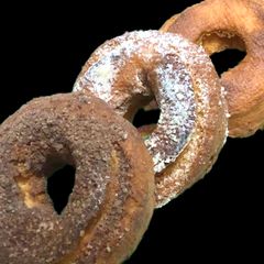 A picture of Fermented old-fashioned doughnut.