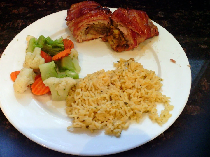 Easy Ways Make Recipes Bacon wrapped stuffed pork chops the Delicious Can Pamper Your Tongue.