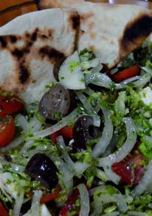 Una foto de Ensalada Sirio Libanesa (Fattuch)