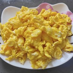 A picture of Scrambled Eggs.
