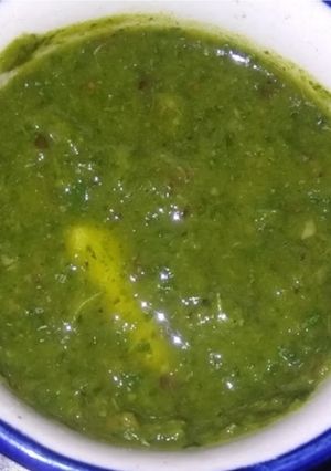 पुदीना, धनिया कच्चे आम की चटनी (pudina dhaniya kache aam ki chutney recipe in Hindi) रेसिपी मुख्य फोटो
