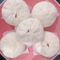 A picture of Pork buns.