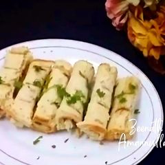 A picture of Microwave Garlic Bread Rolls.
