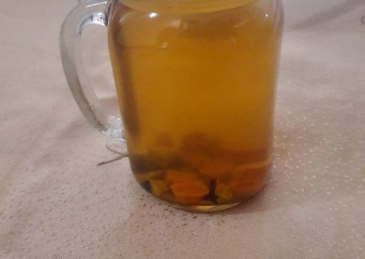 Wedang kunyit jahe cengkeh