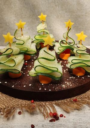 Una foto de 🥒🎄Arbolitos de pepino 🎄🥒