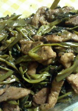 A picture of STIR LOIN PORK WITH KANGKONG.