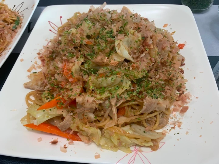 Easy Steps to Make|Recipe} Japanese style Sauce Fried Noodle (Yakisoba) made from Pasta, So Delicious