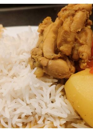 A picture of Chicken Curry with Bell Pepper 🫑.