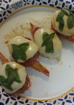 A picture of Shrimp saltimbocca.