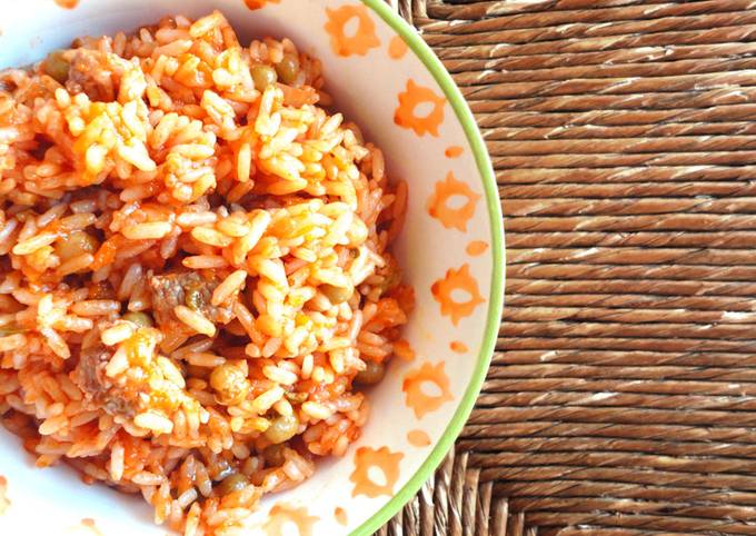 Arroz con carne y salsa de tomate / Arroz con tuco. SÚPER ECONÓMICO y lo  hacemos en 30 minutos! Receta de Recetas fáciles con Arroz- Cookpad