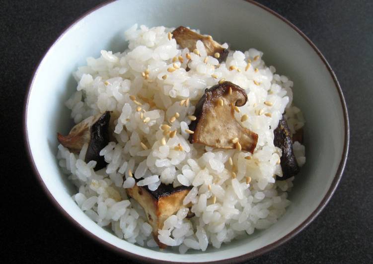 Grilled Shiitake Mazegohan