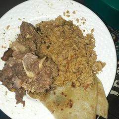 A picture of Mlima and pilau.