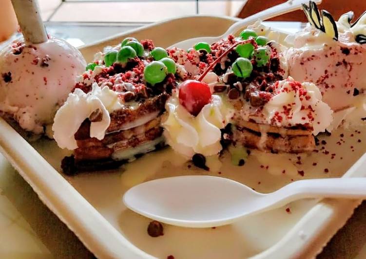 Chocolate waffles with icecream