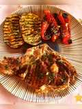 Costate di manzo e verdure grigliate in salsa di prezzemolo