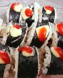 Cơm cuộn lạp xưởng