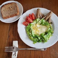 A picture of Sugomori Tamago (Nested Cabbage).