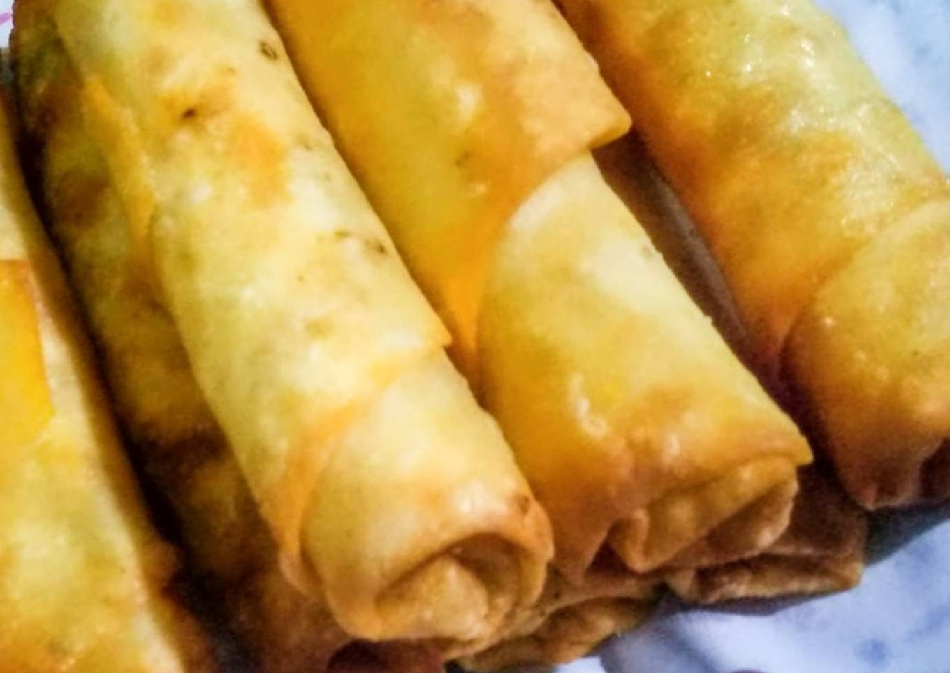 Chicken egg vegetable rolls
