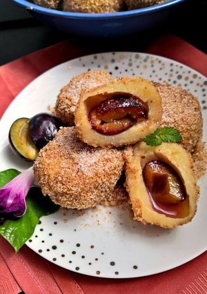 Szilvás gombóc recept fotója