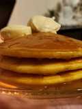Pancakes de naranja🍊 y miel 🍯 esponjosísimos con syrup de caramelo miel y cogñac 🍾