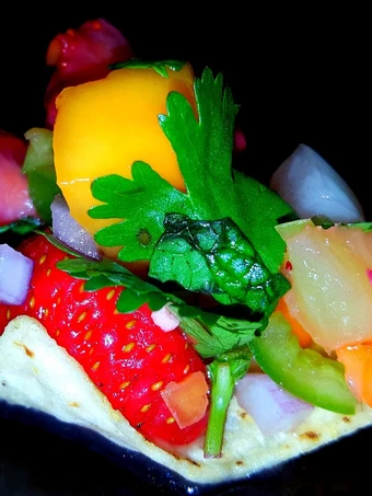 Easy Steps to Make Recipe Mike&#39;s Spicy Fruity Salsa that is Awesome, Can Spoil the Tongue}