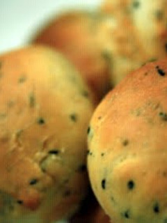 A picture of Sweet raisin bun.